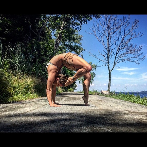 Meet your Posher, Kimberly - Picture 2 of 3